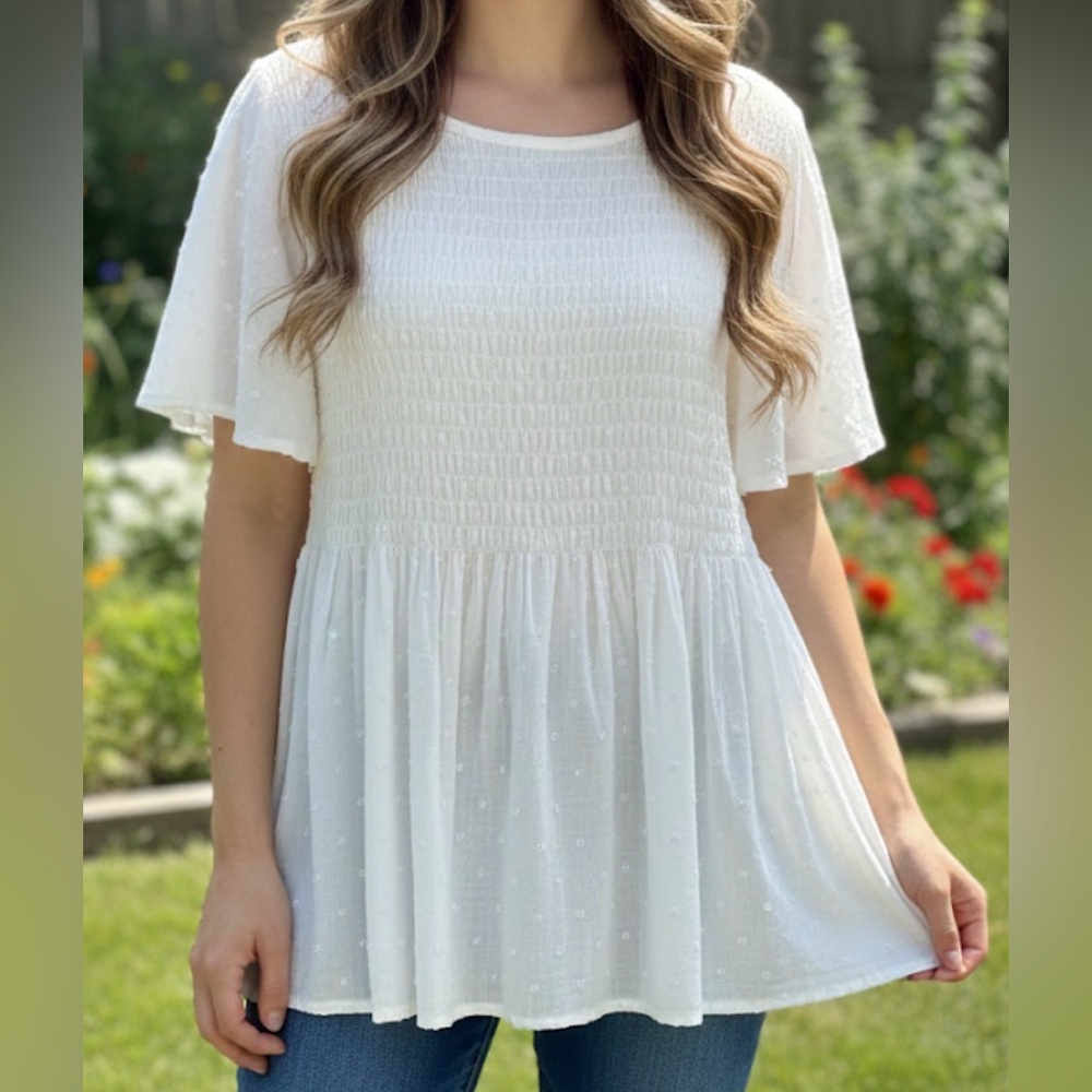 Urban Romantics Babydoll Smocked Top white Sz Med